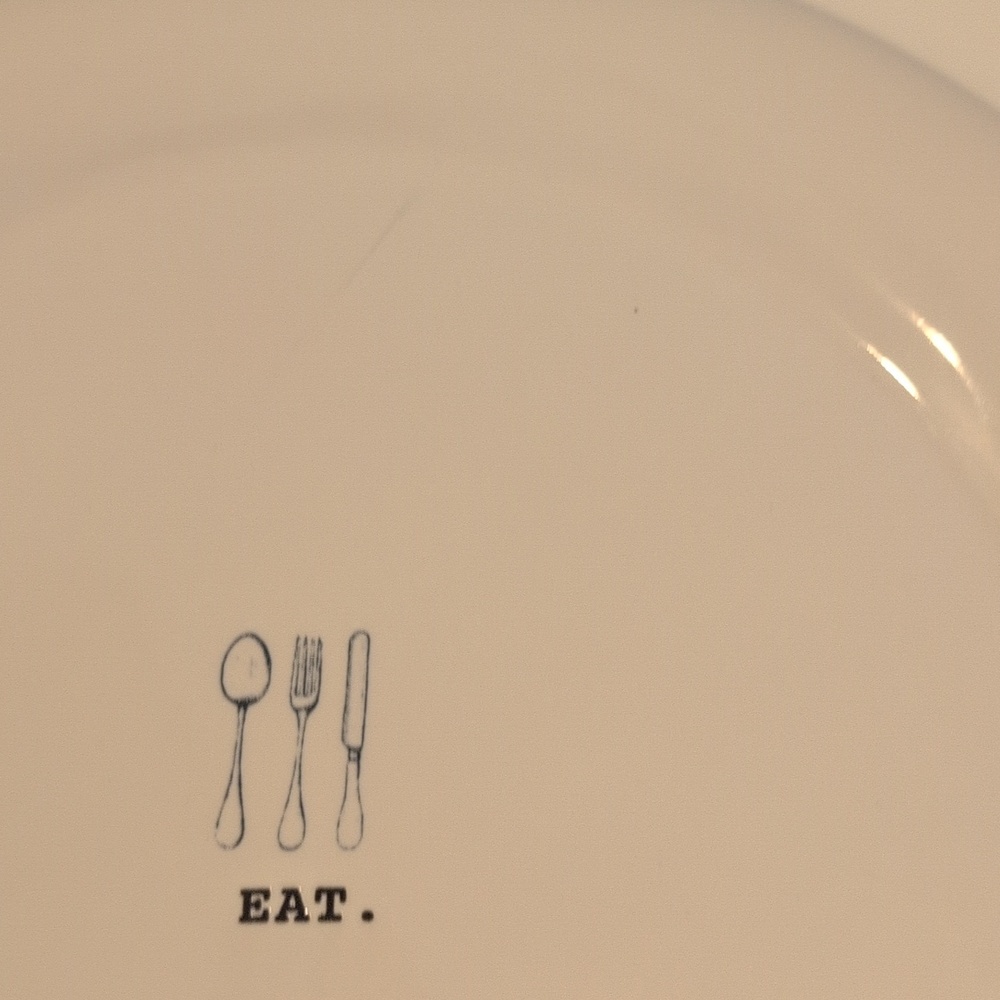 Rae Dunn "EAT" Icon Ceramic Off White Dinner Plate 2018 Collection - Picture 11 of 12